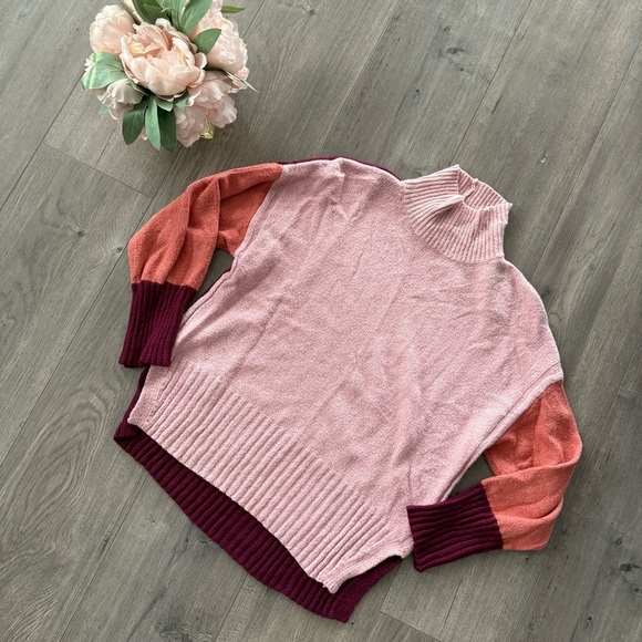 Time & Tru Color Block Pink Turtleneck Sweater - Picture 2 of 4